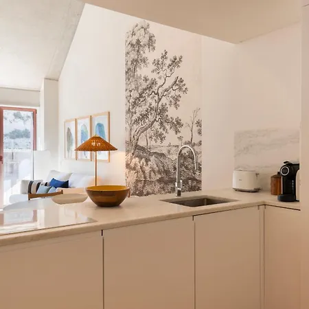 Artsy 3bdr Duplex By Lovelystay Apartment Lisbon