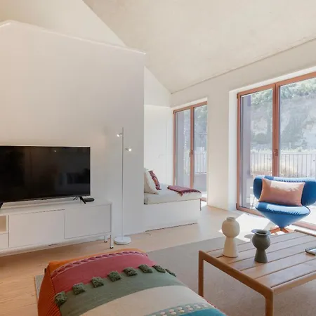 Apartment Artsy 3bdr Duplex By Lovelystay Lisbon